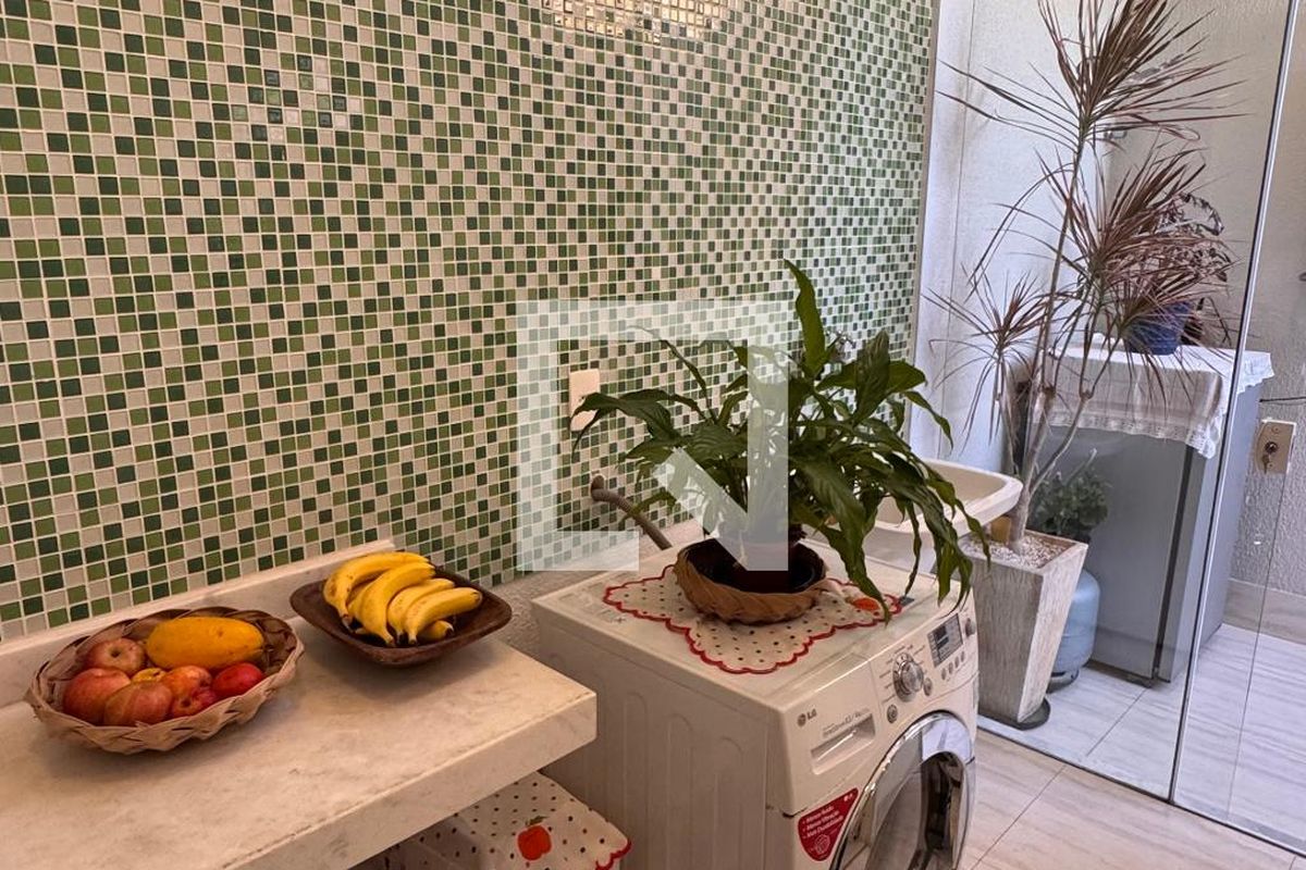 Casa à Venda - Swiss Park, 3 Quartos,  207 m2 em , Campinas - sp | SoloBR