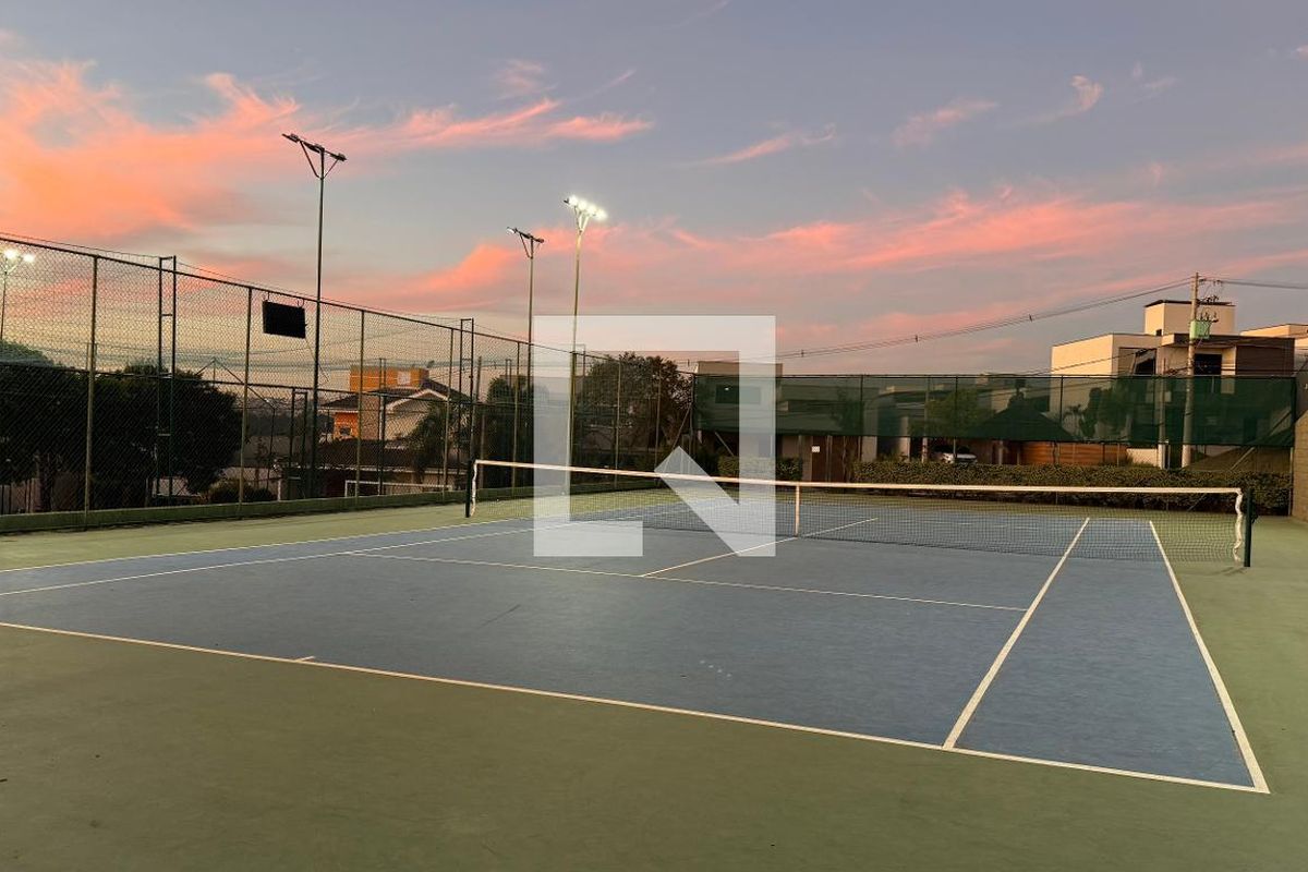 Casa à Venda - Swiss Park, 3 Quartos,  207 m2 em , Campinas - sp | SoloBR