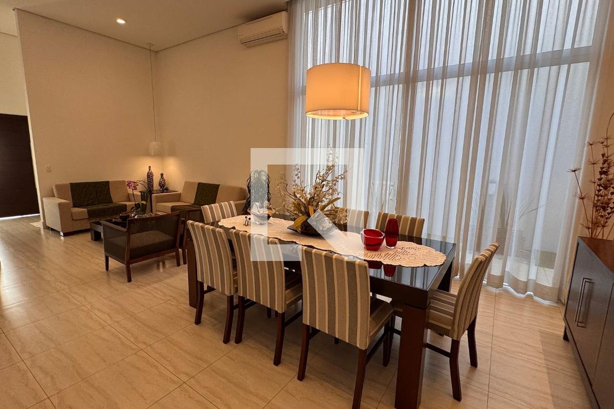 Casa à Venda - Swiss Park, 3 Quartos,  207 m2 em , Campinas - sp | SoloBR