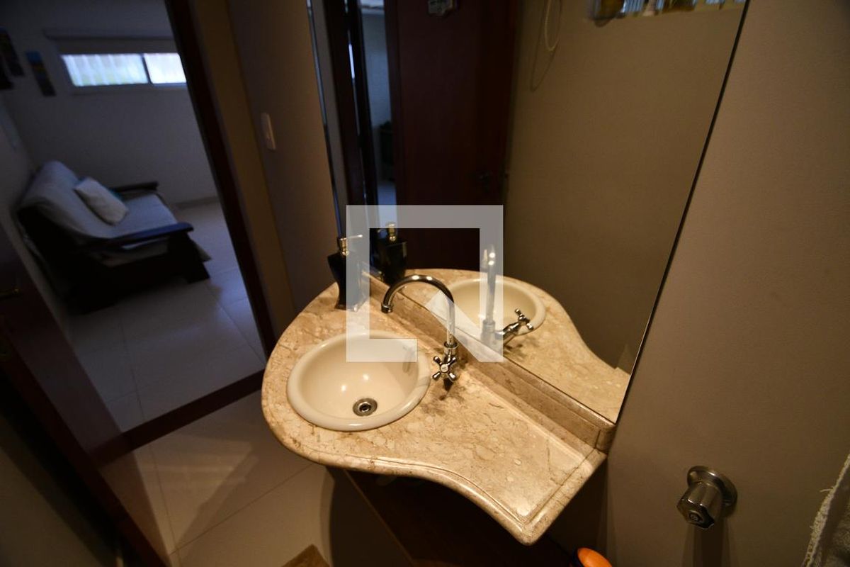 Casa à Venda - Barão Geraldo - Centro, 4 Quartos,  340 m2 em , Campinas - sp | SoloBR