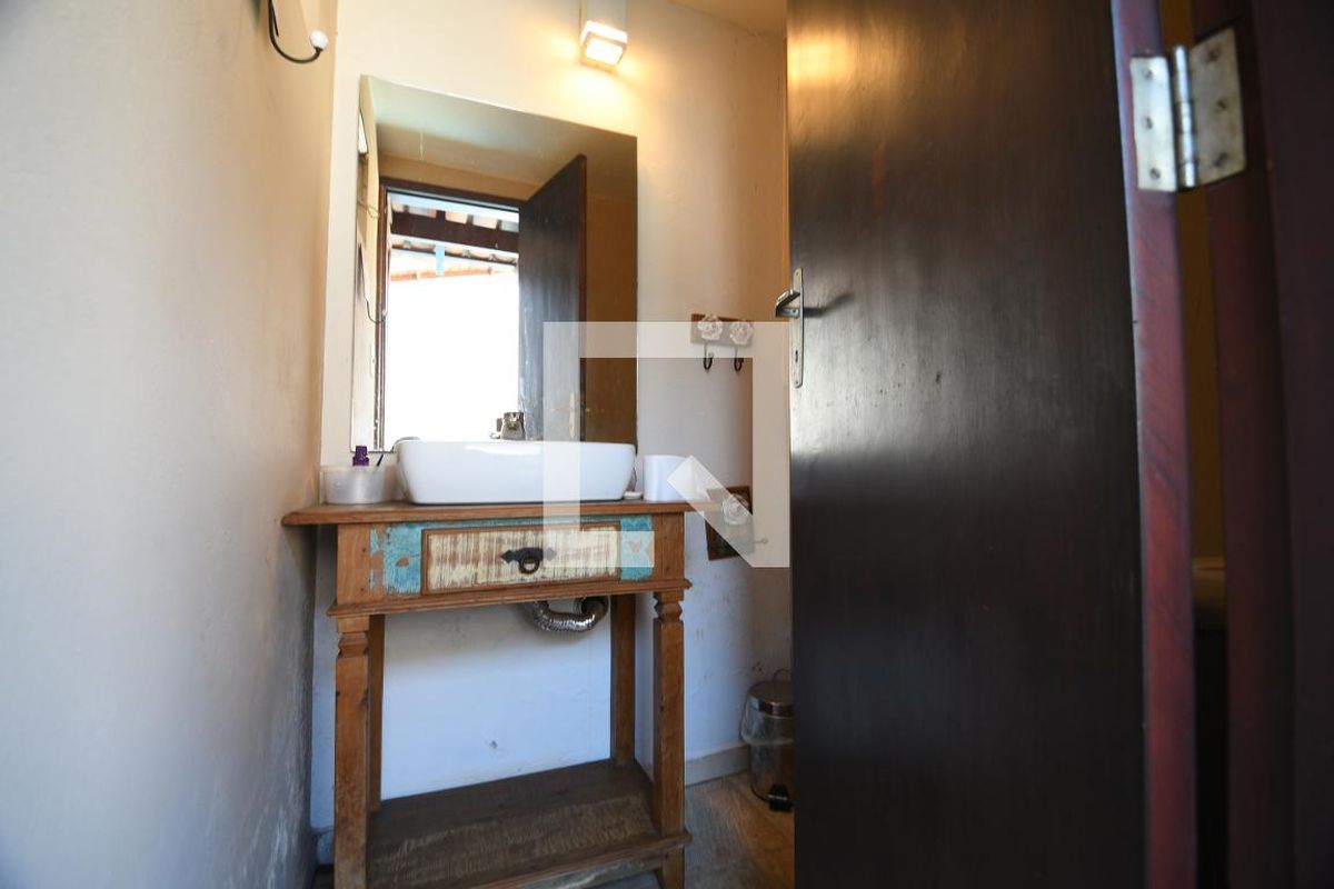 Casa à Venda - Barão Geraldo - Centro, 4 Quartos,  340 m2 em , Campinas - sp | SoloBR