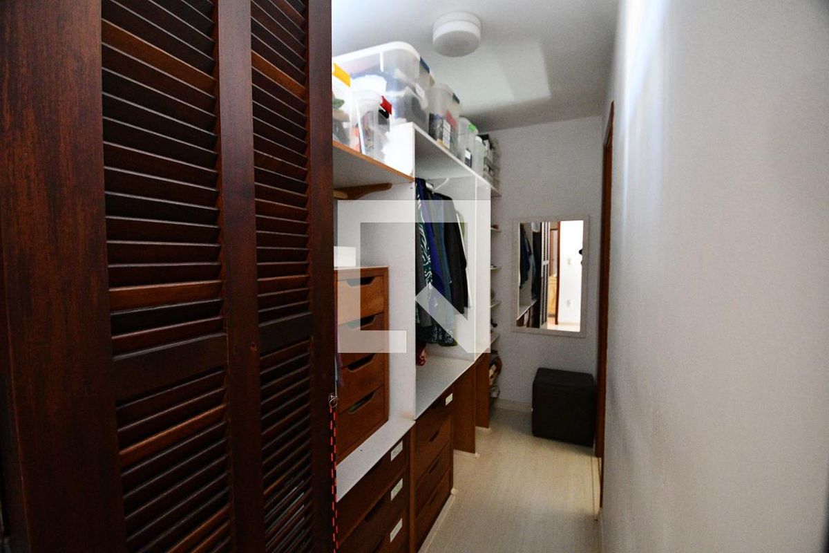 Casa à Venda - Barão Geraldo - Centro, 4 Quartos,  340 m2 em , Campinas - sp | SoloBR