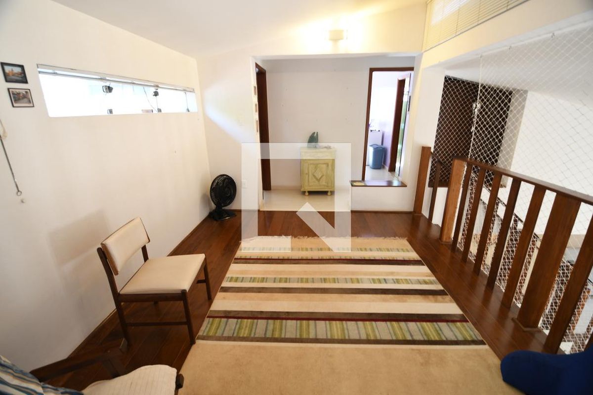 Casa à Venda - Barão Geraldo - Centro, 4 Quartos,  340 m2 em , Campinas - sp | SoloBR