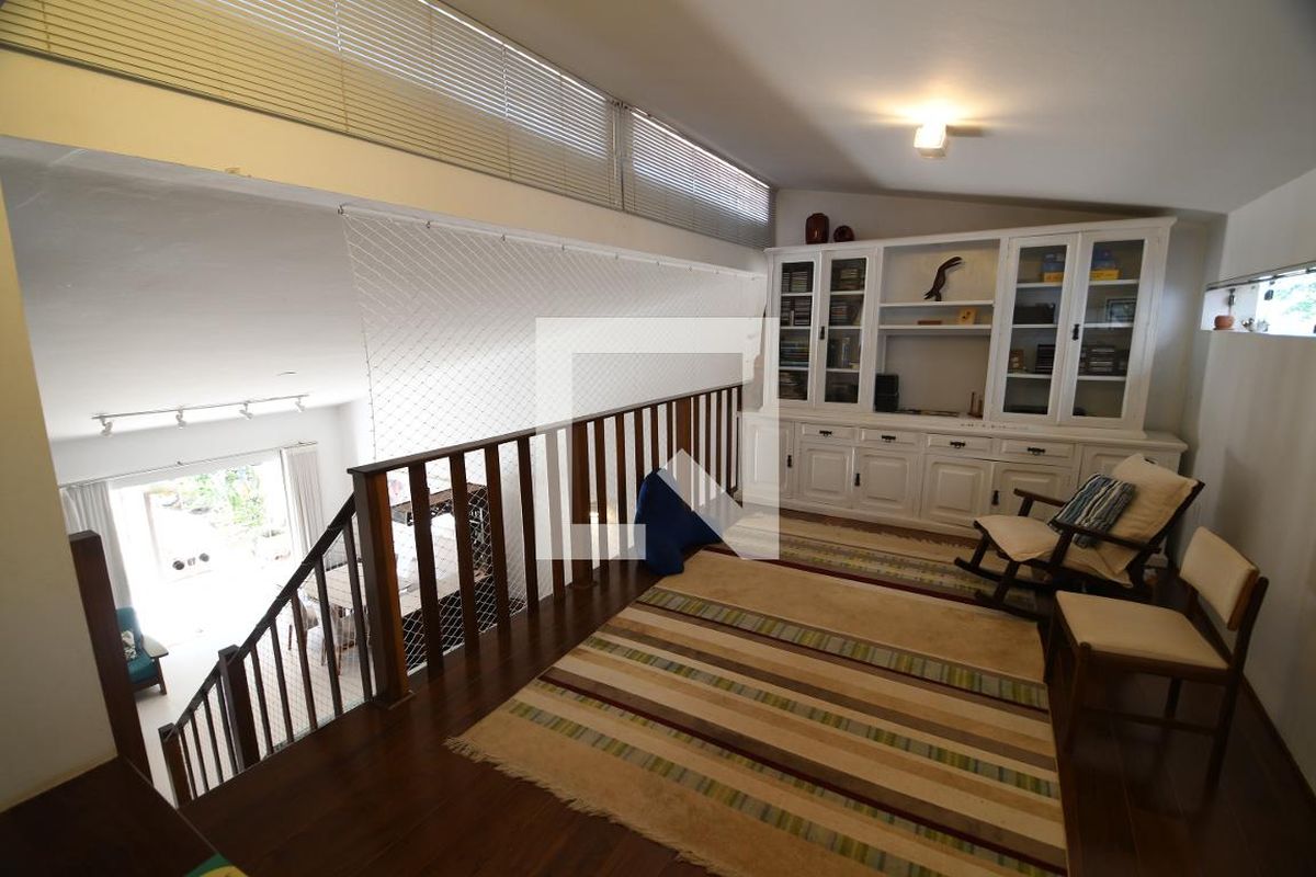 Casa à Venda - Barão Geraldo - Centro, 4 Quartos,  340 m2 em , Campinas - sp | SoloBR