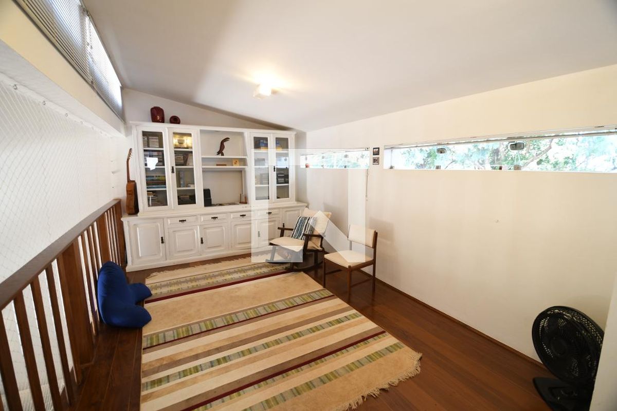 Casa à Venda - Barão Geraldo - Centro, 4 Quartos,  340 m2 em , Campinas - sp | SoloBR