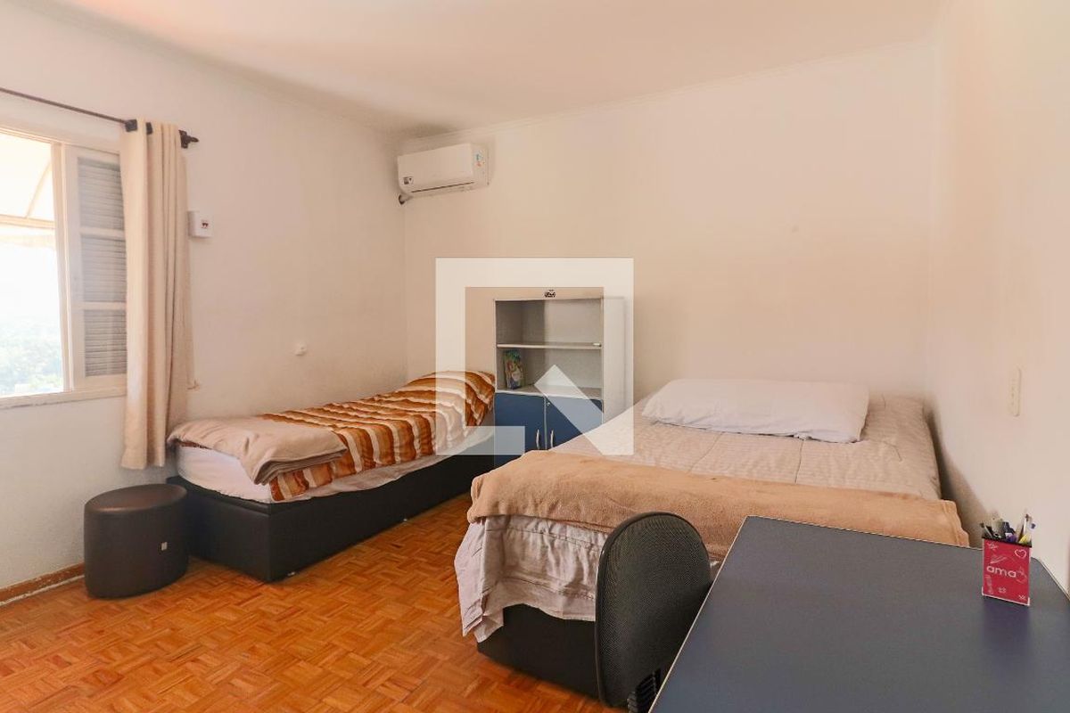 Casa, 5 quartos, 270 m² - Foto 27