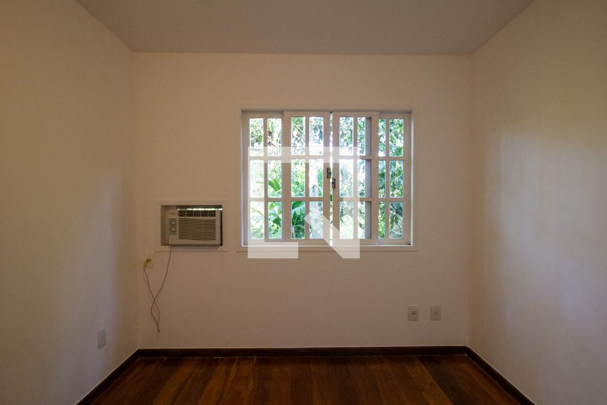 Casa, 4 quartos, 280 m² - Foto 26
