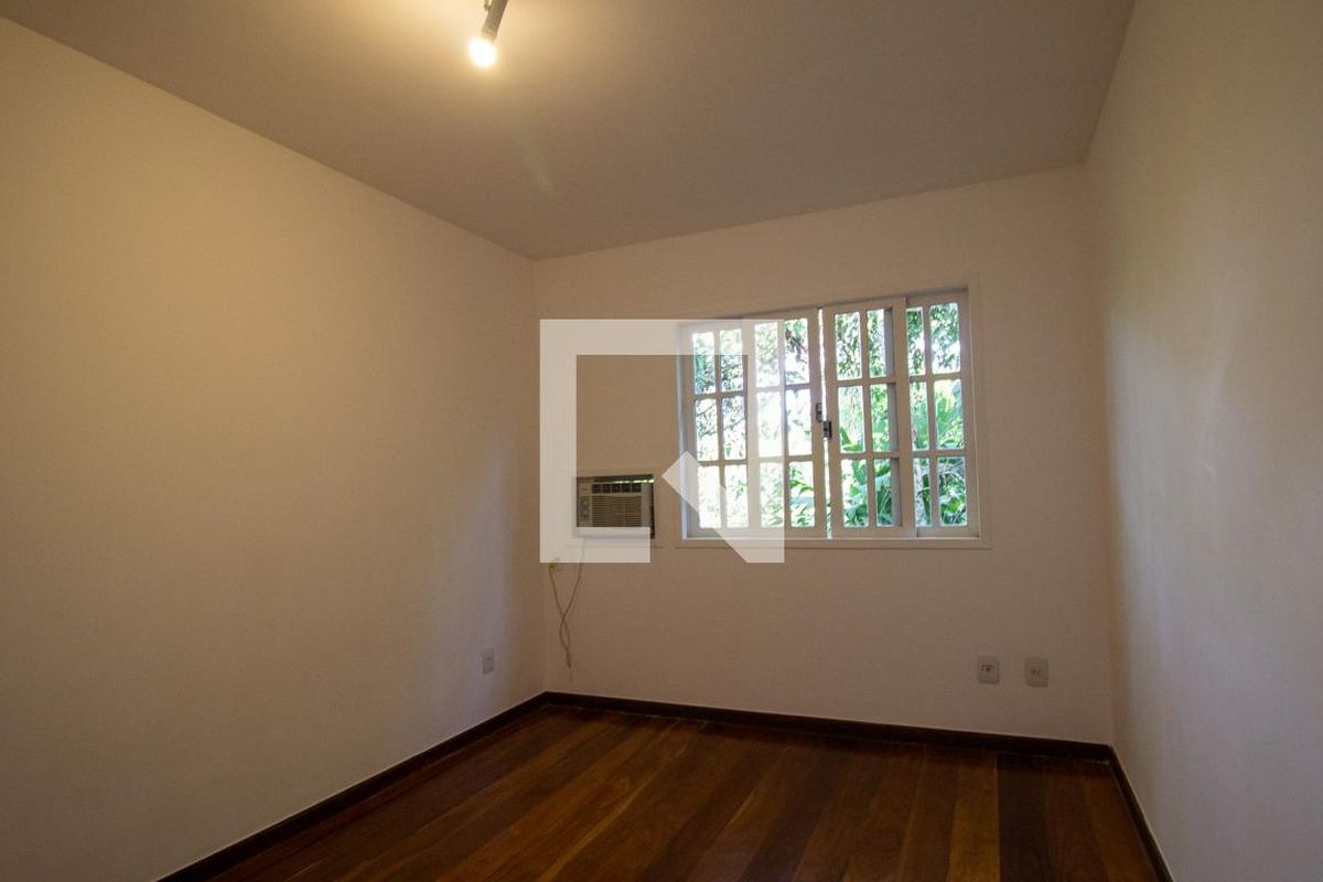 Casa, 4 quartos, 280 m² - Foto 24
