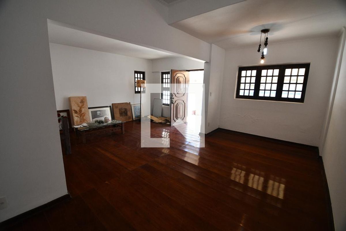 Casa à Venda - Taquaral, 7 Quartos,  390 m2 em , Campinas - sp | SoloBR