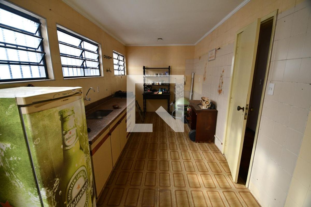 Casa à Venda - Taquaral, 7 Quartos,  390 m2 em , Campinas - sp | SoloBR