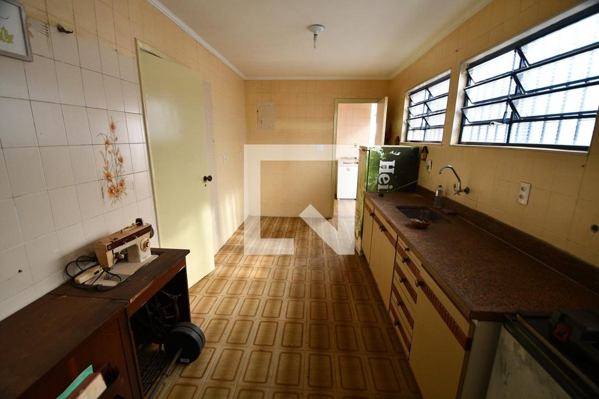 Casa à Venda - Taquaral, 7 Quartos,  390 m2 em , Campinas - sp | SoloBR