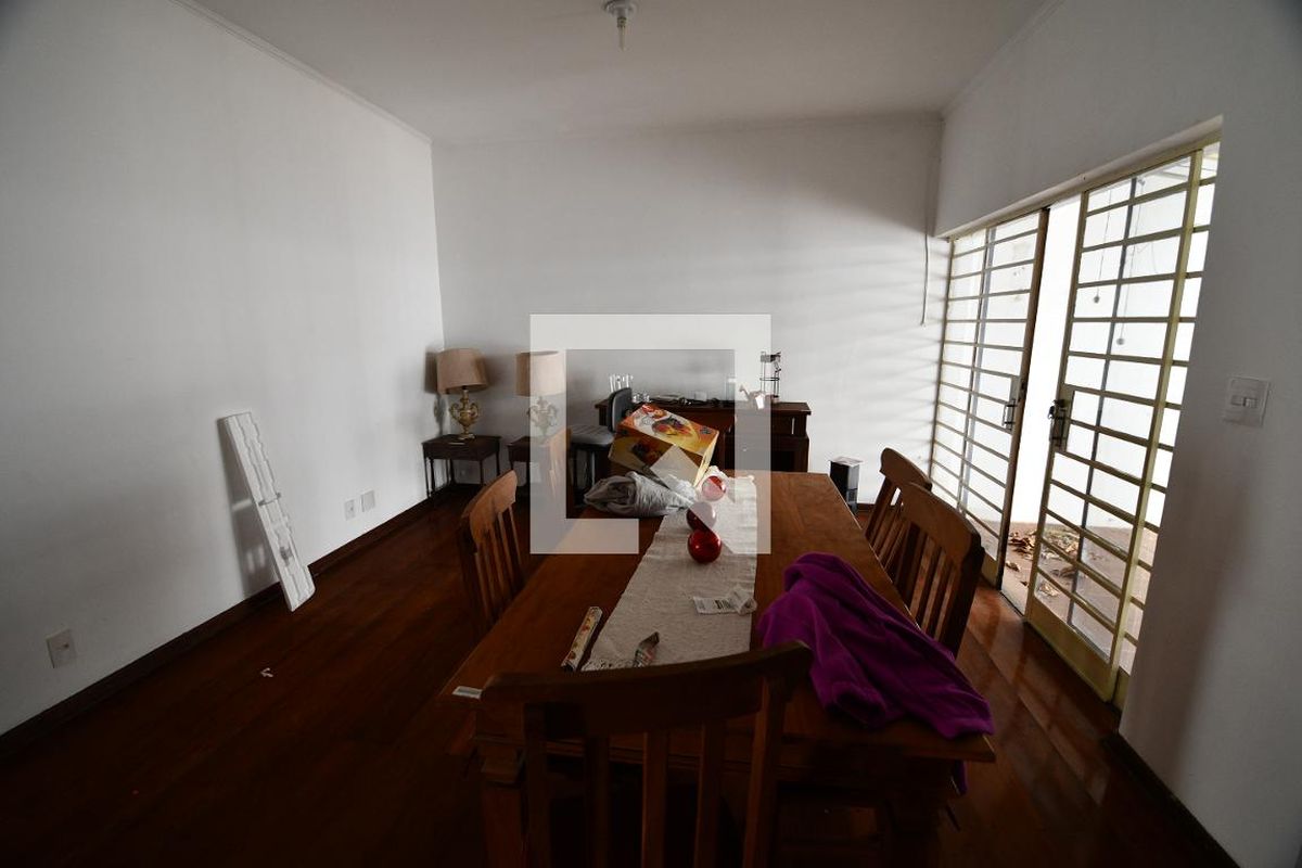 Casa à Venda - Taquaral, 7 Quartos,  390 m2 em , Campinas - sp | SoloBR