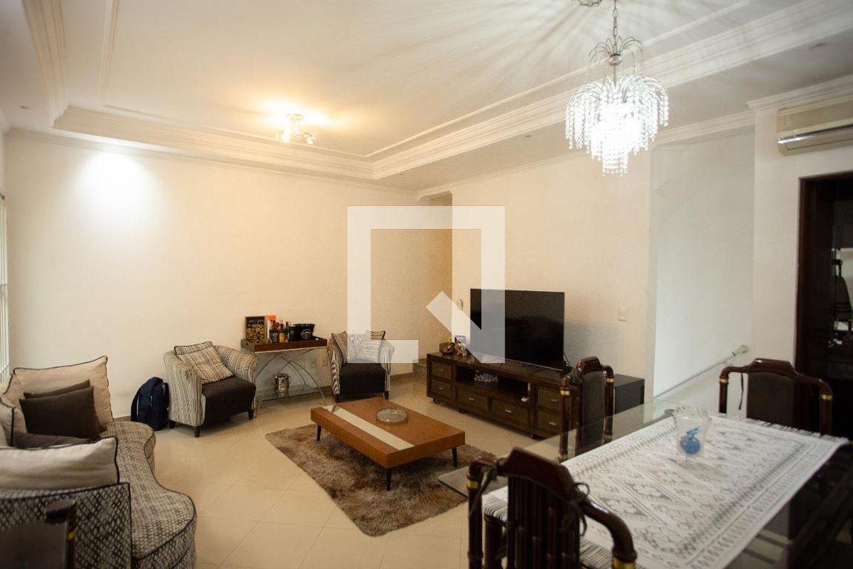Casa, 3 quartos, 130 m² - Foto 2