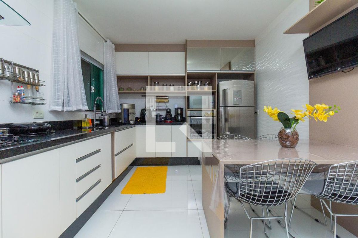 Casa, 3 quartos, 320 m² - Foto 104