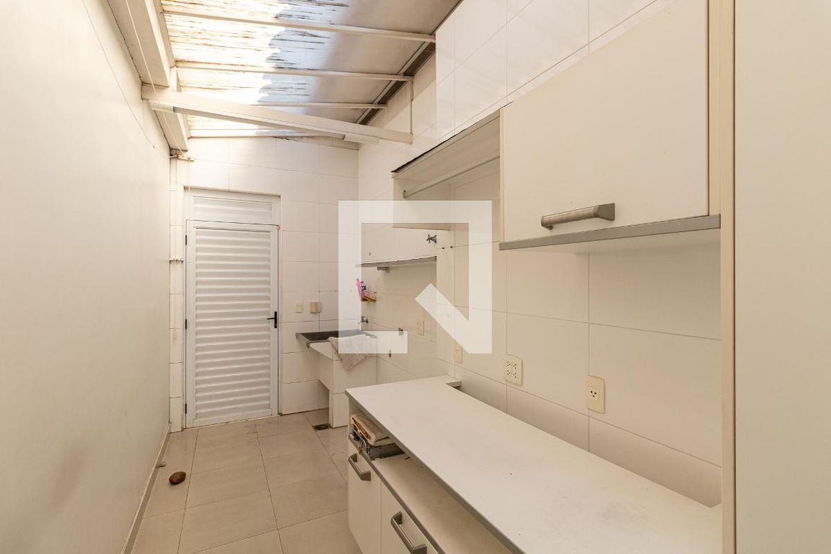 Casa, 2 quartos, 330 m² - Foto 32