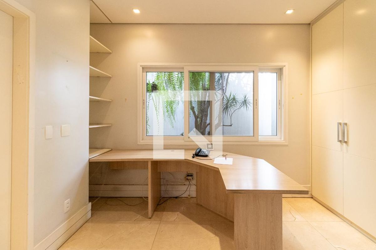 Casa, 2 quartos, 330 m² - Foto 11