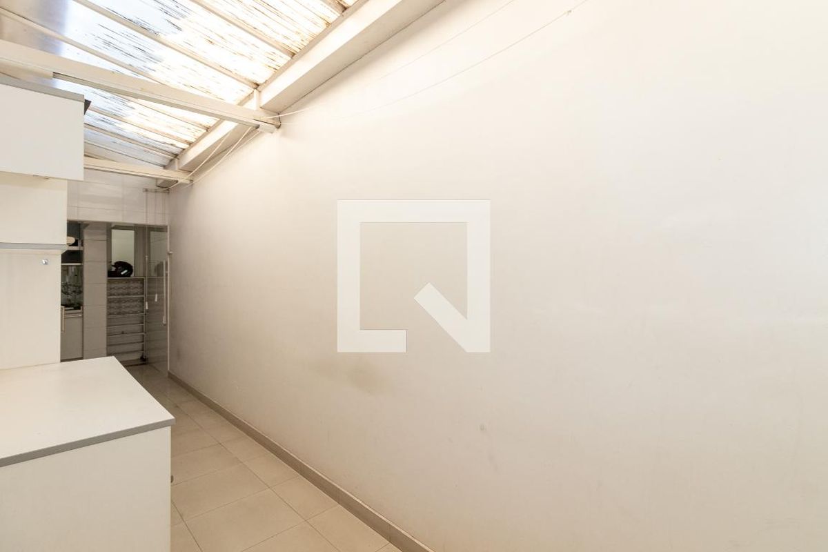 Casa, 2 quartos, 330 m² - Foto 34