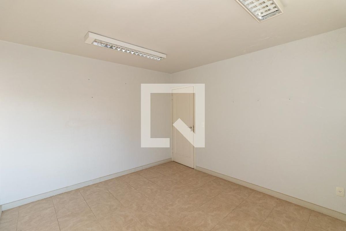 Casa, 2 quartos, 330 m² - Foto 43
