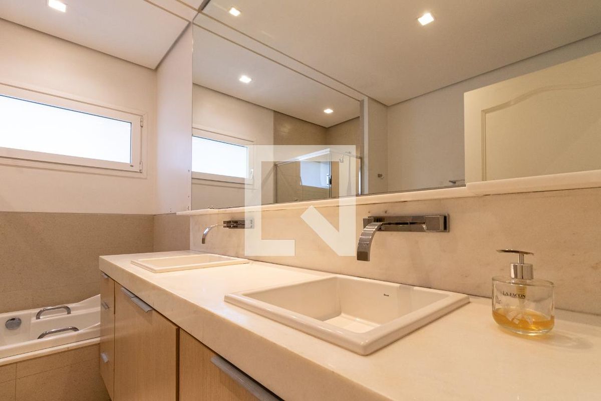 Casa, 2 quartos, 330 m² - Foto 22