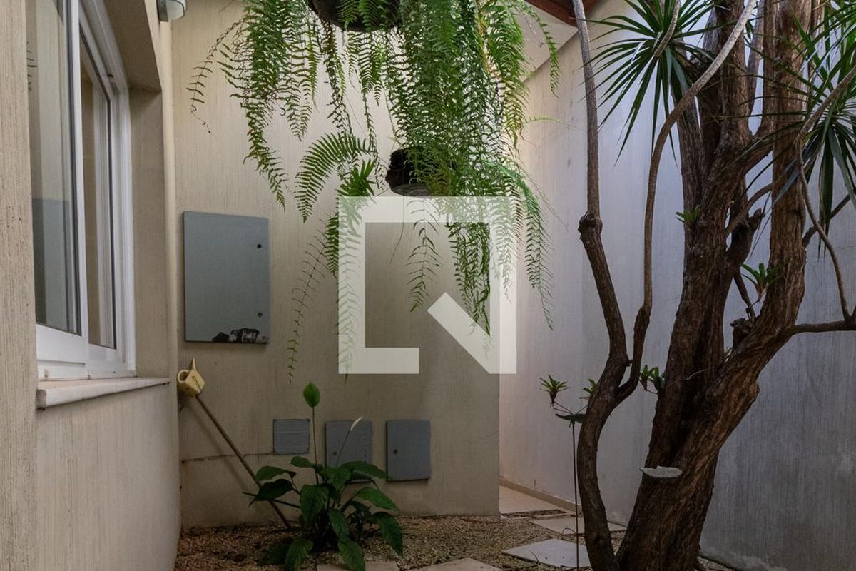 Casa, 2 quartos, 330 m² - Foto 52