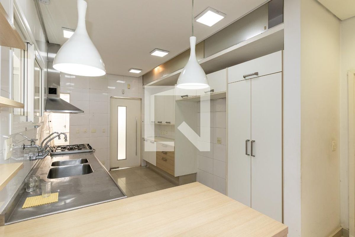 Casa, 2 quartos, 330 m² - Foto 30