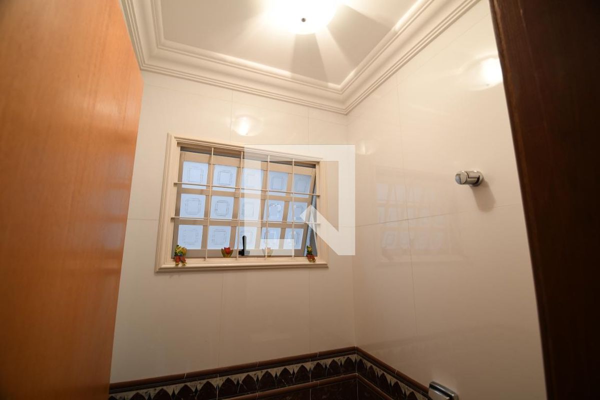 Casa à Venda - Mansões Santo Antônio, 3 Quartos,  260 m2 em , Campinas - sp | SoloBR