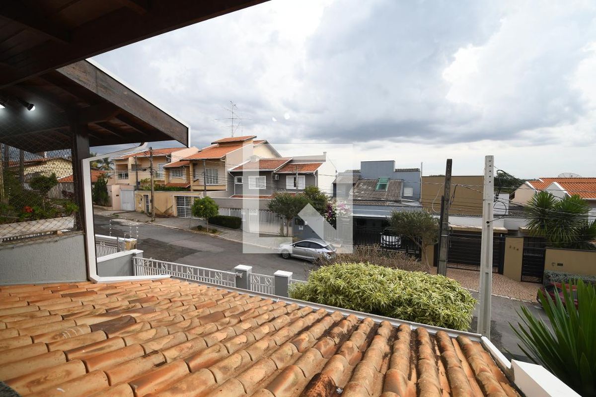 Casa à Venda - Mansões Santo Antônio, 3 Quartos,  260 m2 em , Campinas - sp | SoloBR