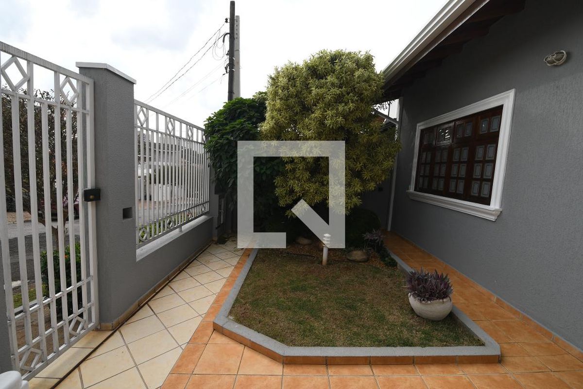 Casa à Venda - Mansões Santo Antônio, 3 Quartos,  260 m2 em , Campinas - sp | SoloBR