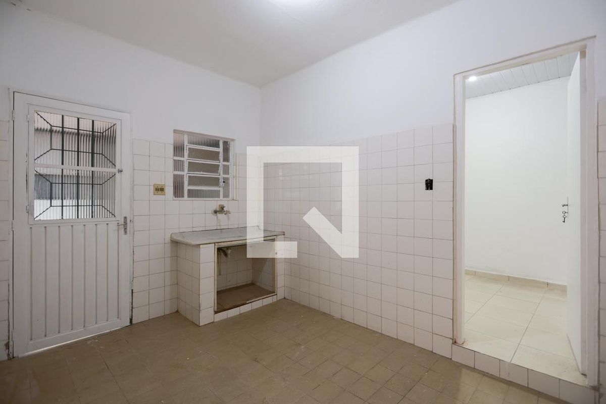 Casa, 1 quarto, 180 m² - Foto 30