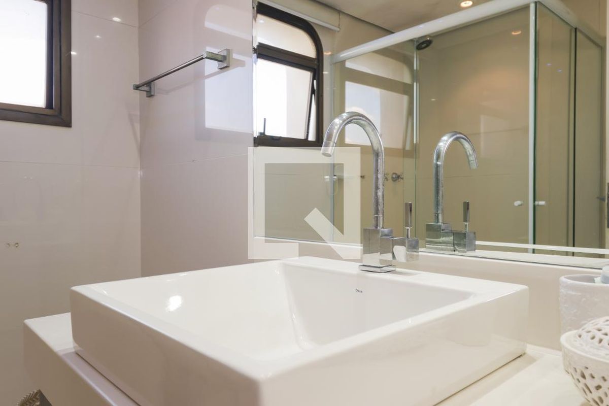 Apartamento, 3 quartos, 245 m² - Foto 64