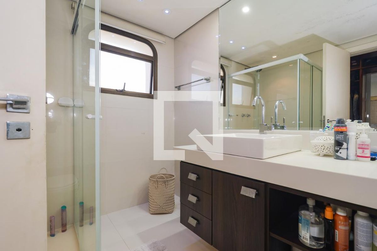 Apartamento, 3 quartos, 245 m² - Foto 62