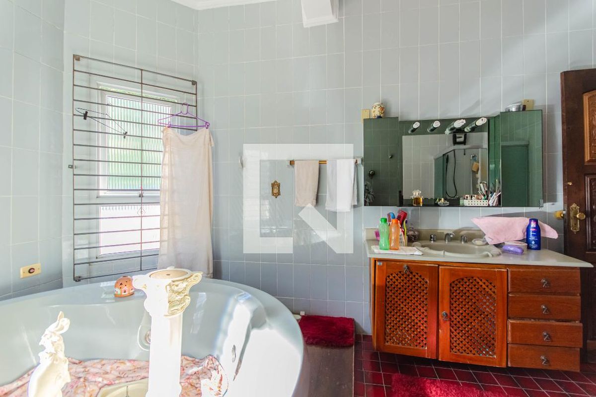 Casa, 5 quartos, 452 m² - Foto 32