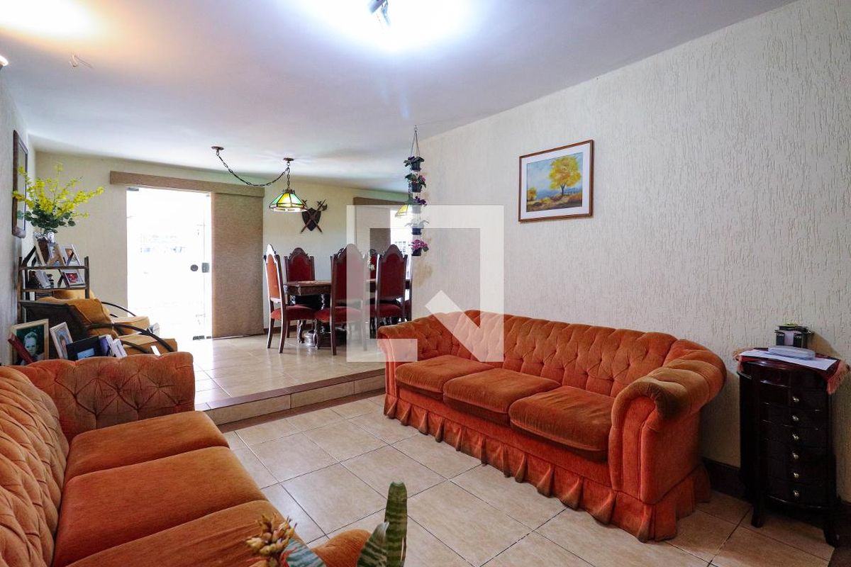 Casa, 4 quartos, 310 m² - Foto 2