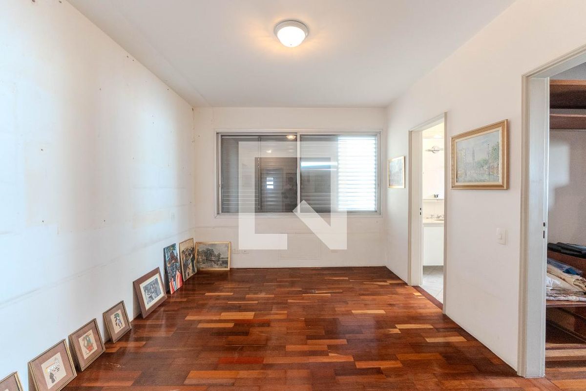 Apartamento, 4 quartos, 247 m² - Foto 33
