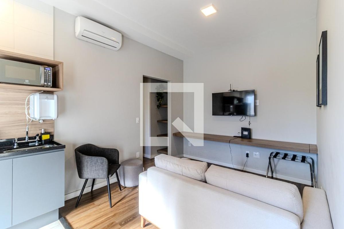 Apartamento, 1 quarto, 30 m² - Foto 2