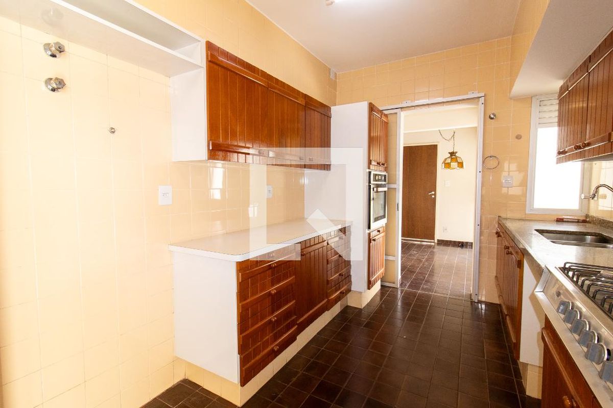 Apartamento à Venda - Cambuí, 4 Quartos,  230 m2 em , Campinas - sp | SoloBR
