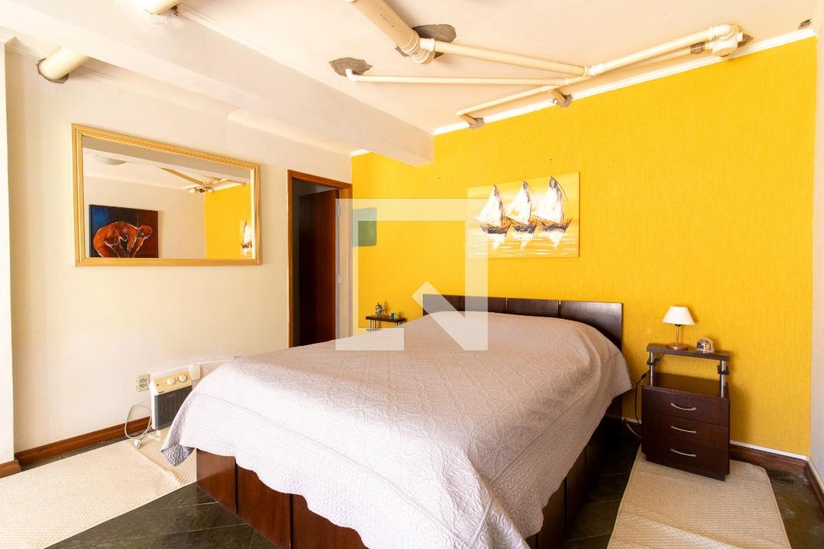 Casa à Venda - Jardim Flamboyant, 3 Quartos,  280 m2 em , Campinas - sp | SoloBR