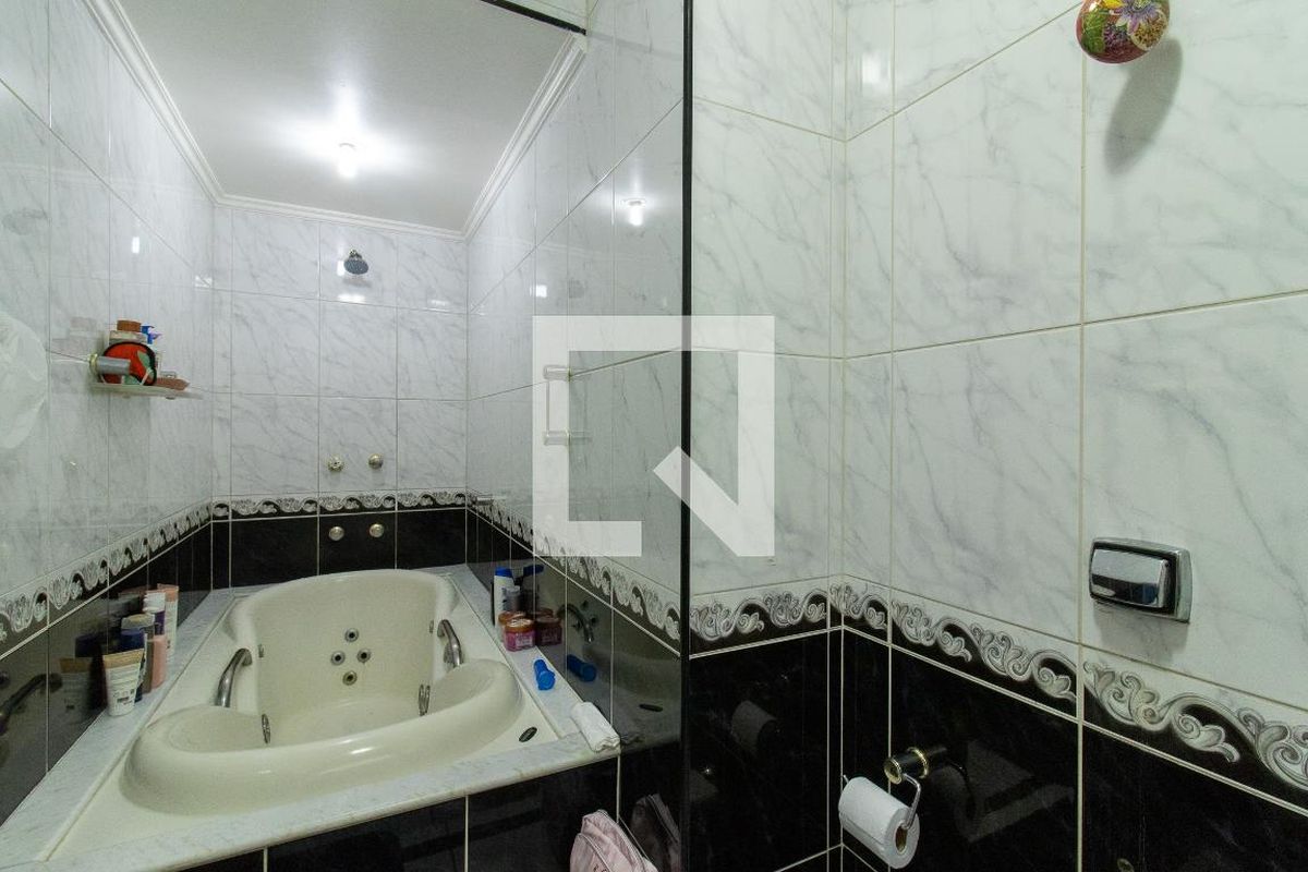 Casa à Venda - Jardim Flamboyant, 3 Quartos,  470 m2 em , Campinas - sp | SoloBR