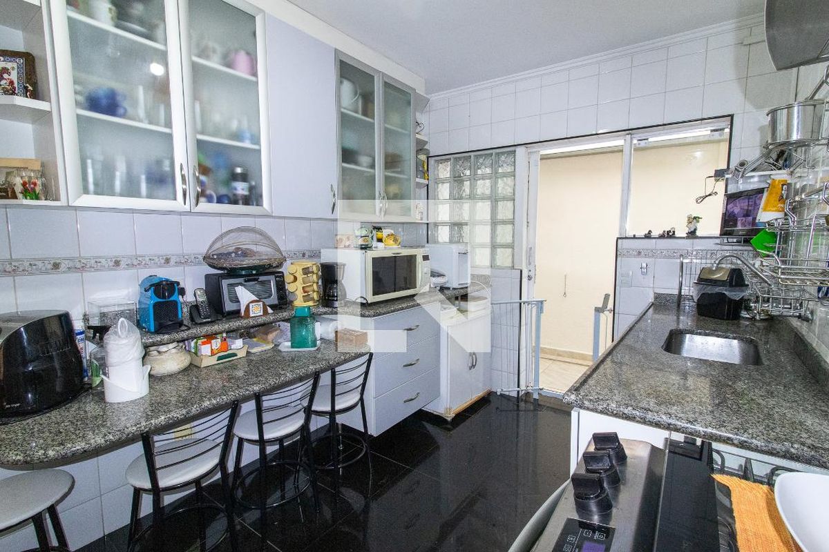 Casa à Venda - Jardim Flamboyant, 3 Quartos,  470 m2 em , Campinas - sp | SoloBR