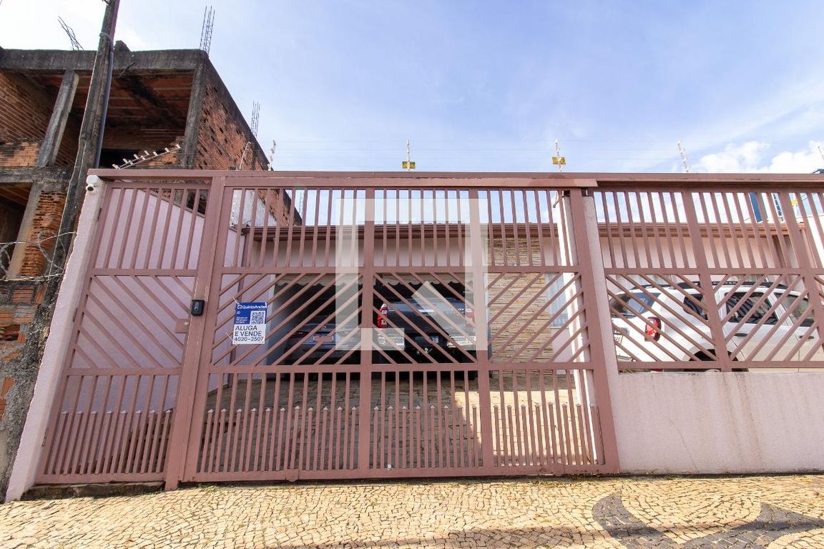 Casa à Venda - Jardim Flamboyant, 3 Quartos,  470 m2 em , Campinas - sp | SoloBR