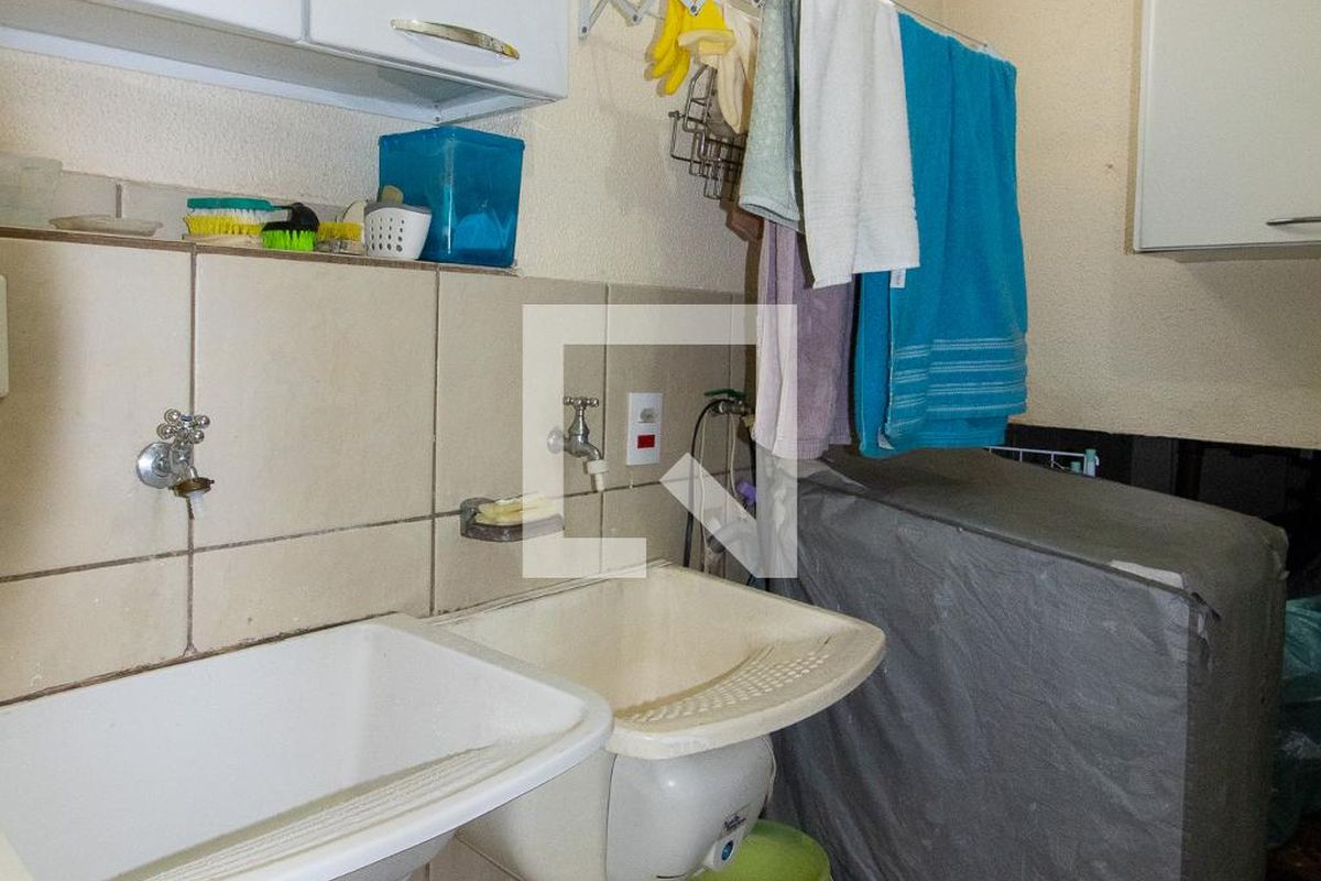 Casa à Venda - Jardim Flamboyant, 3 Quartos,  470 m2 em , Campinas - sp | SoloBR
