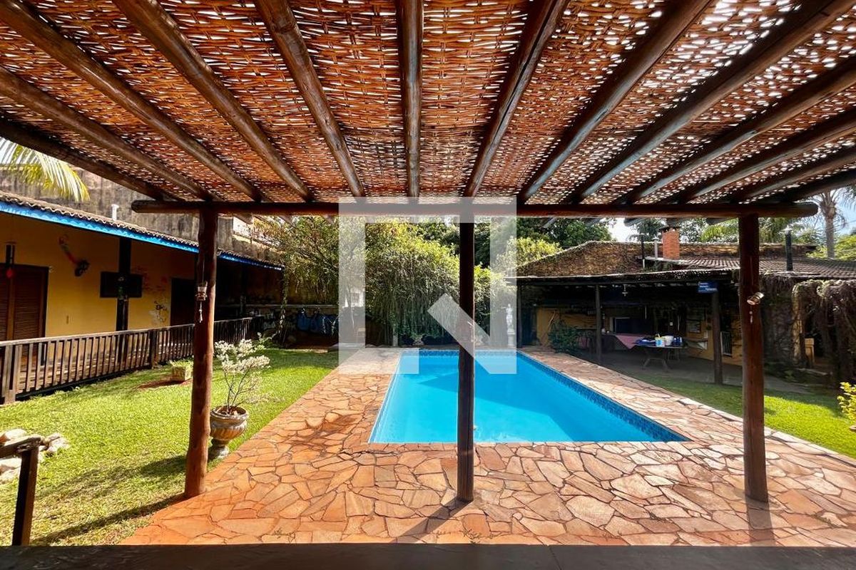 Casa à Venda - Barão Geraldo - Centro, 4 Quartos,  1710 m2 em , Campinas - sp | SoloBR
