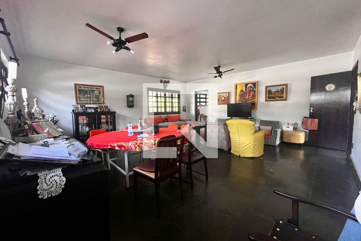 Casa à Venda - Barão Geraldo - Centro, 4 Quartos,  1710 m2 em , Campinas - sp | SoloBR