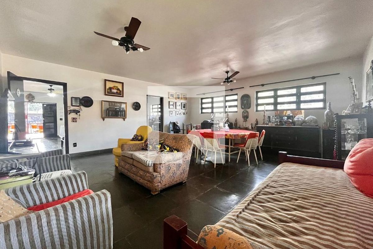 Casa à Venda - Barão Geraldo - Centro, 4 Quartos,  1710 m2 em , Campinas - sp | SoloBR