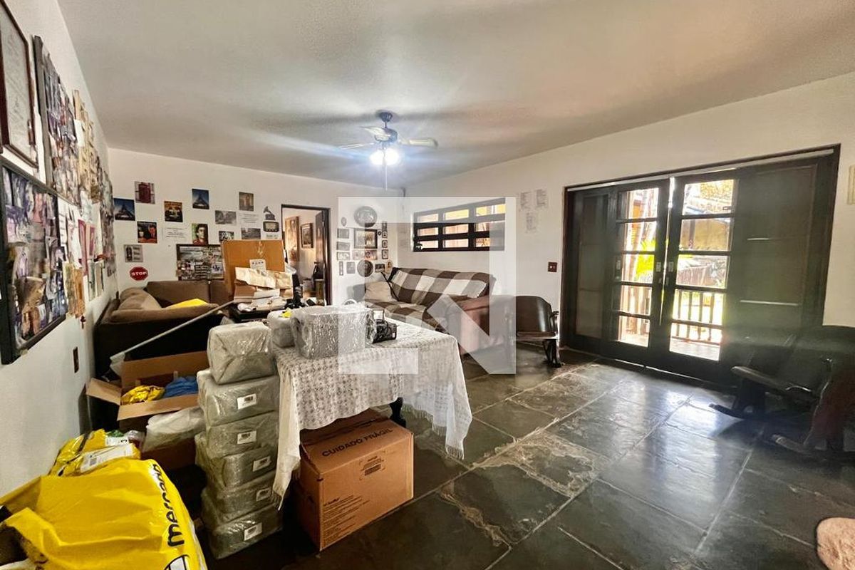 Casa à Venda - Barão Geraldo - Centro, 4 Quartos,  1710 m2 em , Campinas - sp | SoloBR