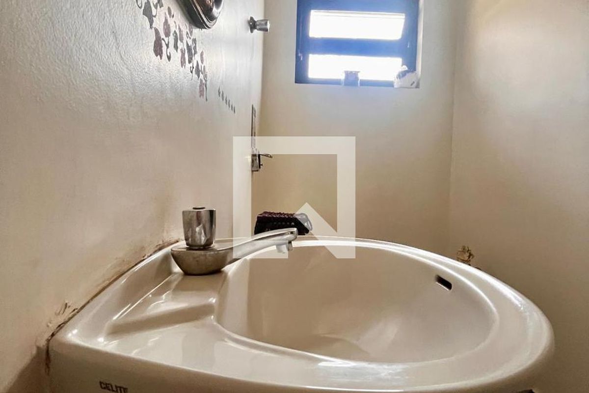Casa à Venda - Barão Geraldo - Centro, 4 Quartos,  1710 m2 em , Campinas - sp | SoloBR