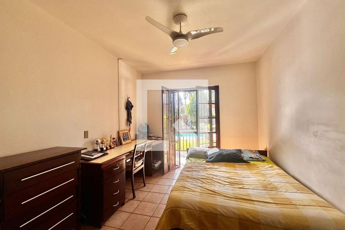 Casa à Venda - Barão Geraldo - Centro, 4 Quartos,  1710 m2 em , Campinas - sp | SoloBR