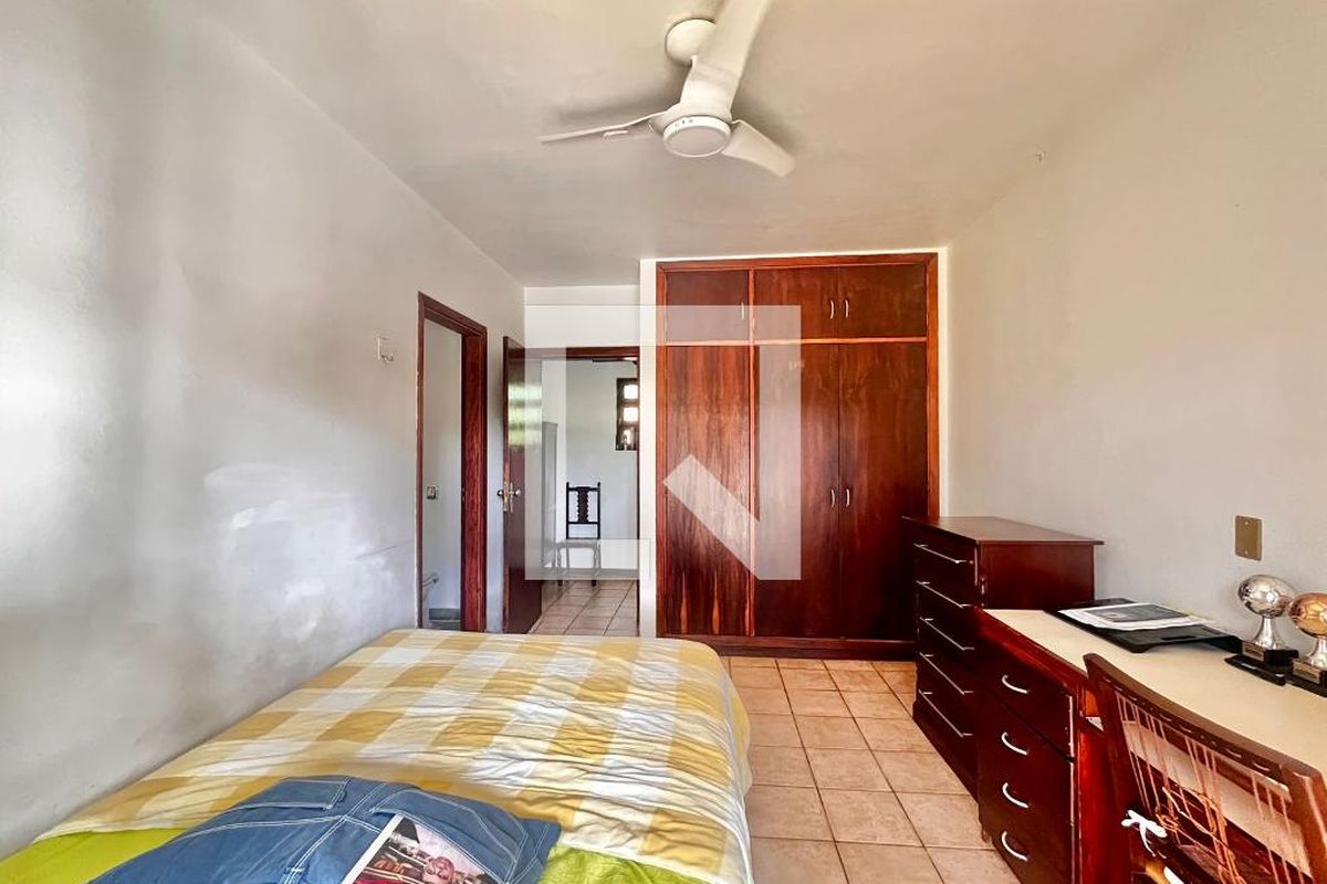 Casa à Venda - Barão Geraldo - Centro, 4 Quartos,  1710 m2 em , Campinas - sp | SoloBR