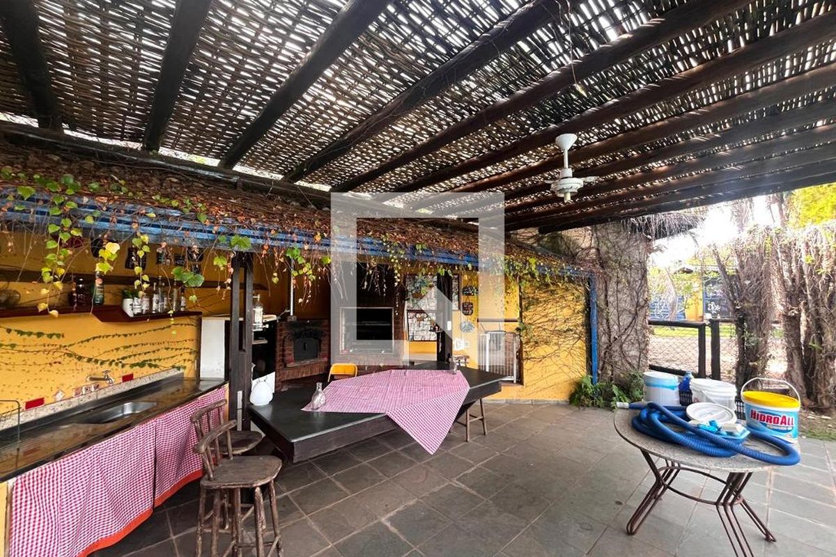 Casa à Venda - Barão Geraldo - Centro, 4 Quartos,  1710 m2 em , Campinas - sp | SoloBR
