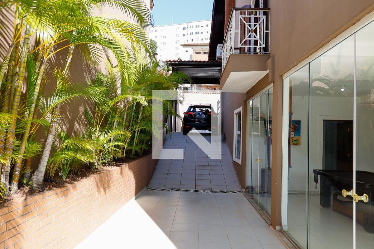 Casa, 3 quartos, 375 m² - Foto 116
